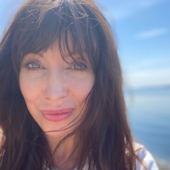 Meet your Posher, Me - Picture 1 of 1